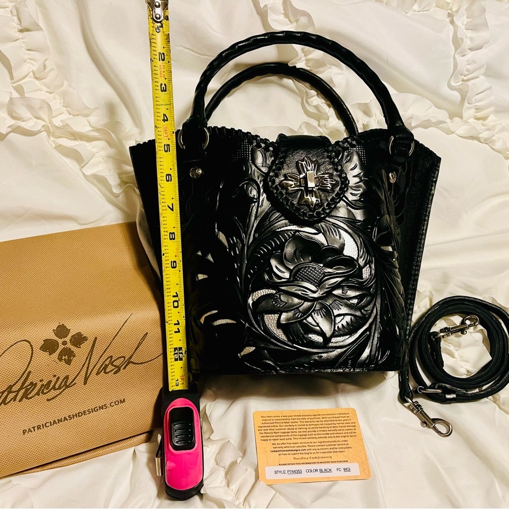 Patricia Nash Ninetta Cut Out
Tooled Leather V-Shaped Tote-Black-NWT-$229